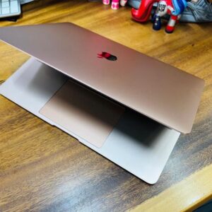 Alternative view of Macbook Air 13”-2019 Core i5 8GB RAM 128GB SSD